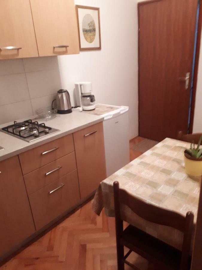 Lili Apartment *