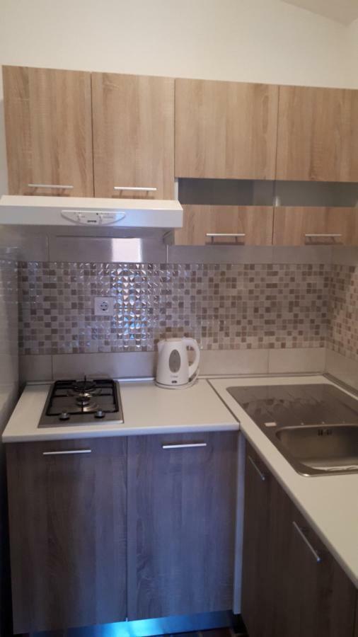 Lili Apartman